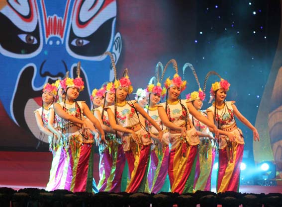 元旦-舞蹈.jpg 元旦-舞蹈.jpg