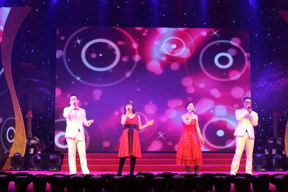 元旦-合唱相親相愛.jpg 元旦-合唱相親相愛.jpg