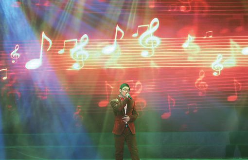 元旦晚會2.jpg 元旦晚會2.jpg