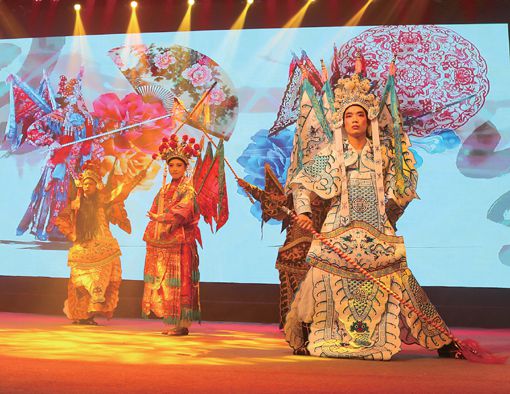 元旦晚會6.jpg 元旦晚會6.jpg